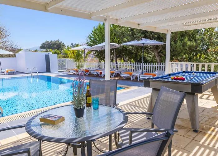 Antigoni By Πέγεια