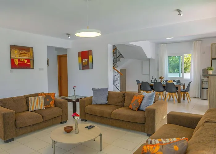 Βίλα Antigoni By *